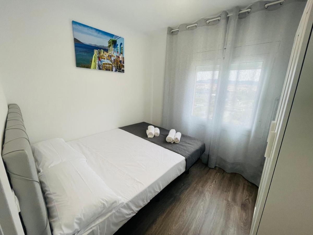 Barca 5 New Beach Apartment Sant Adrià de Besòs Eksteriør billede