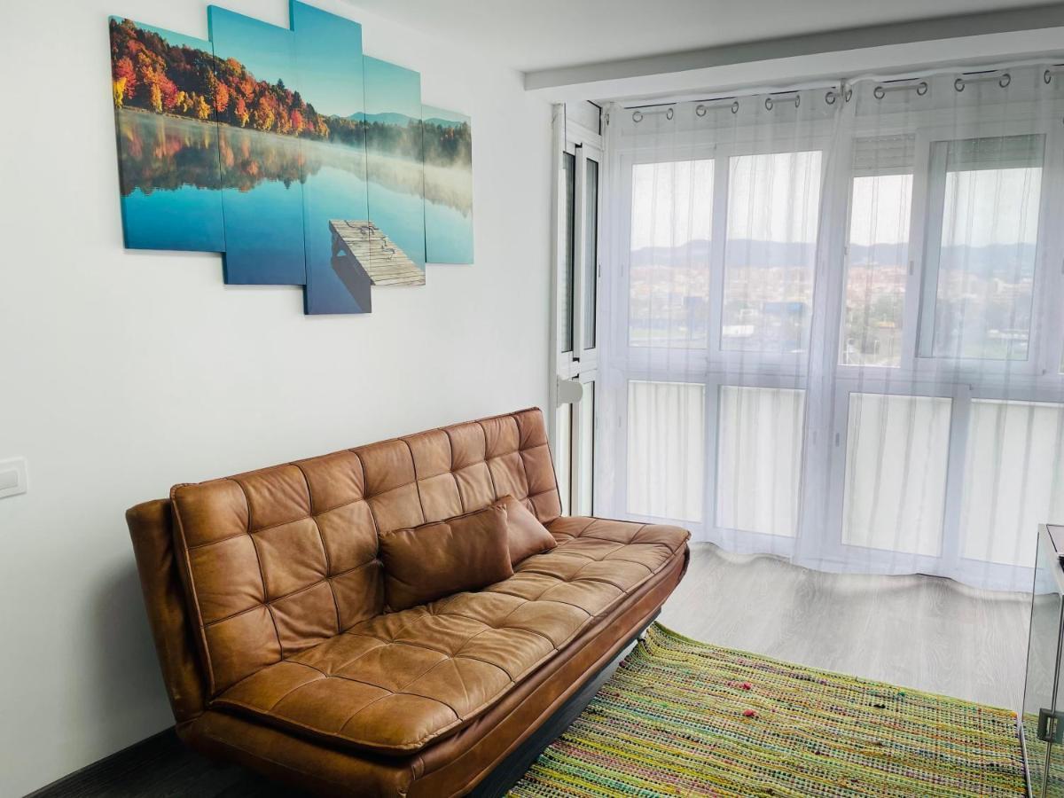 Barca 5 New Beach Apartment Sant Adrià de Besòs Eksteriør billede