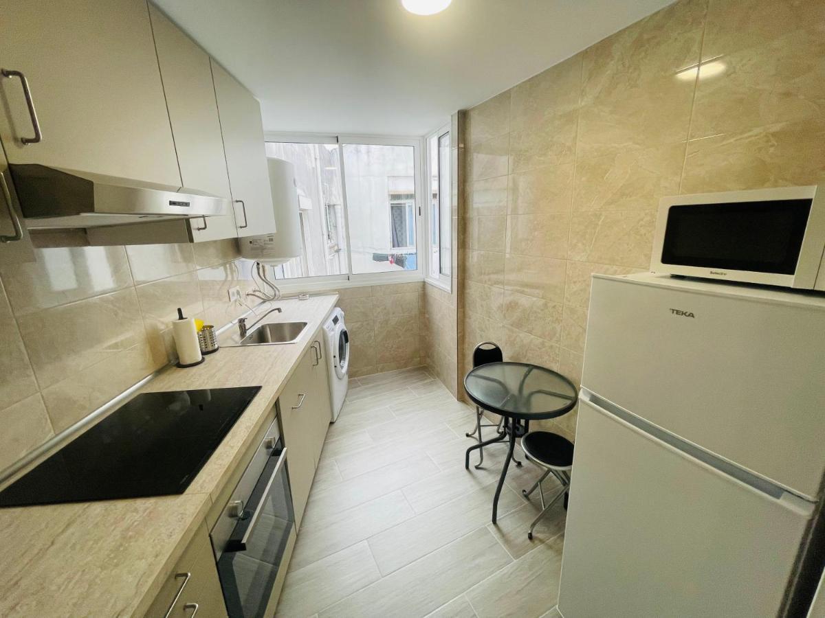 Barca 5 New Beach Apartment Sant Adrià de Besòs Eksteriør billede